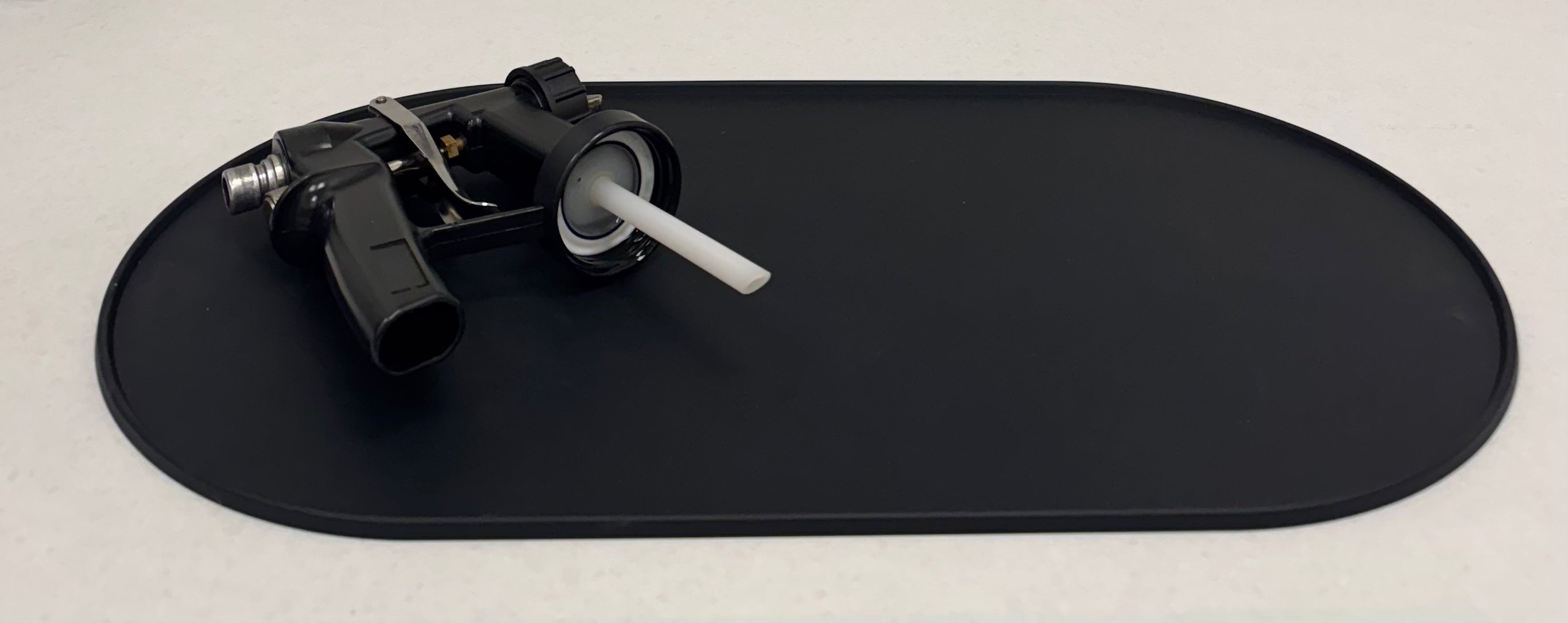 silicone spill mat for beauty professionals and spray tan artists